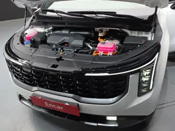 2025 Kia Carnival с пробегом 11 569 км