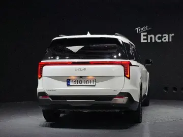 2025 Kia Carnival с пробегом 12 051 км