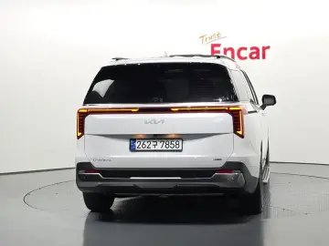 2024 Kia Carnival с пробегом 20 744 км