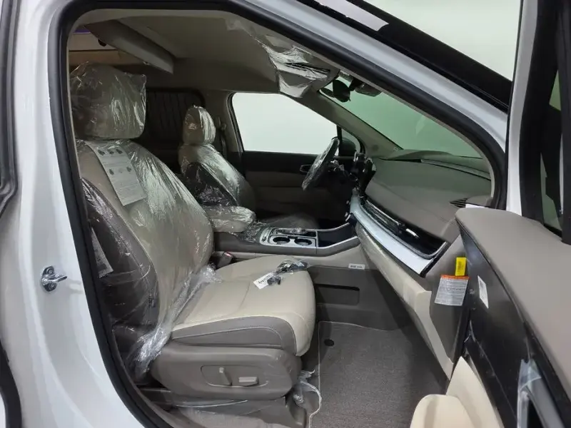 2026 Kia Carnival с пробегом 237 км