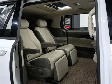 2024 Kia Carnival с пробегом 20 744 км