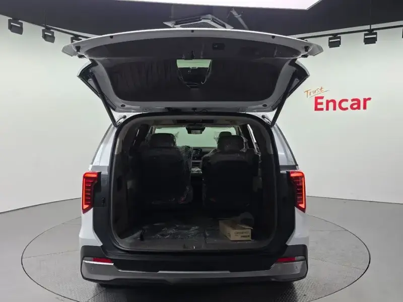 2026 Kia Carnival с пробегом 237 км