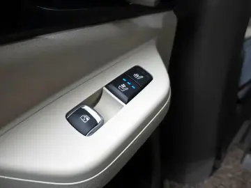 2024 Kia Carnival с пробегом 20 744 км
