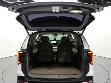2024 Kia Carnival с пробегом 20 744 км