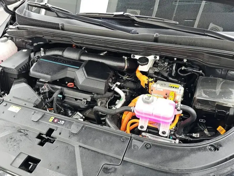 2024 Kia Carnival с пробегом 28 003 км