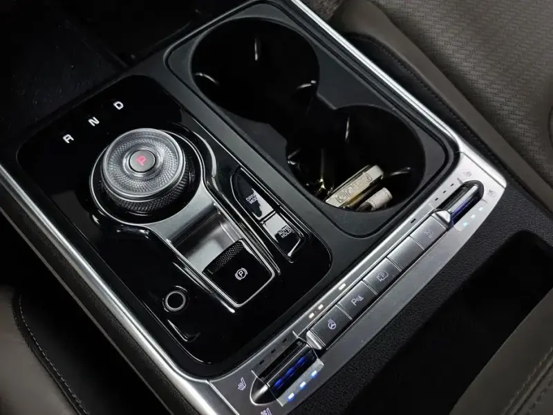 2024 Kia Carnival с пробегом 28 003 км