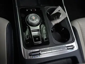 2024 Kia Carnival с пробегом 33 316 км