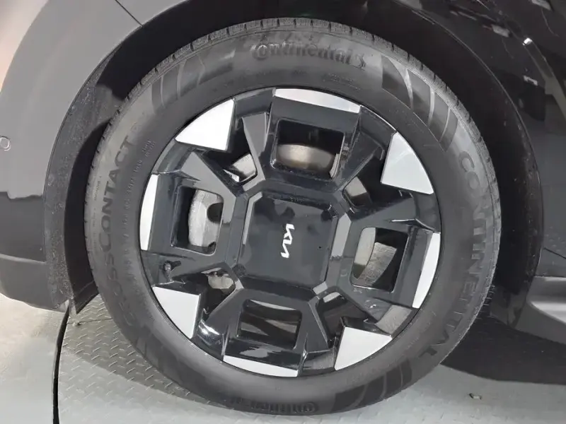 2024 Kia Carnival с пробегом 12 404 км