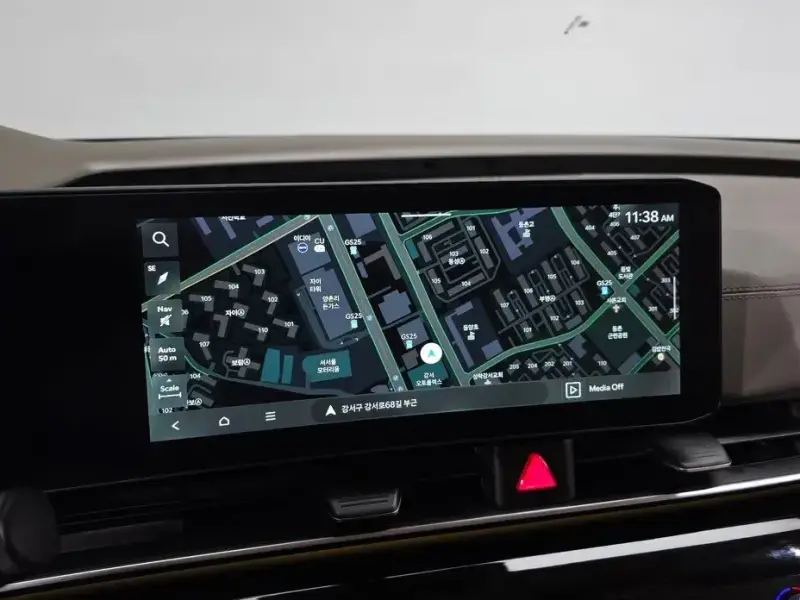 2024 Kia Carnival с пробегом 12 404 км