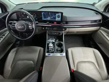 2024 Kia Carnival с пробегом 21 475 км