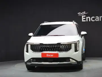 2025 Kia Carnival с пробегом 8 556 км