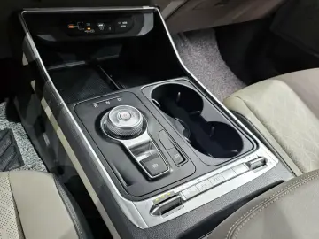 2025 Kia Carnival с пробегом 72 587 км