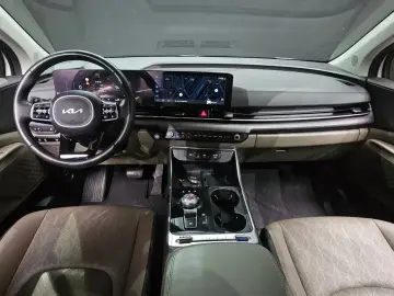 2024 Kia Carnival с пробегом 64 522 км