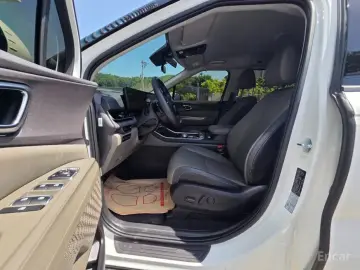 2025 Kia Carnival с пробегом 18 475 км