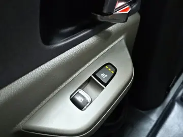 2024 Kia Carnival с пробегом 47 854 км