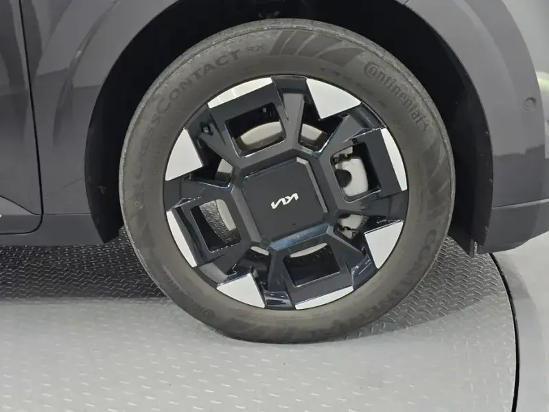 2024 Kia Carnival с пробегом 31 183 км