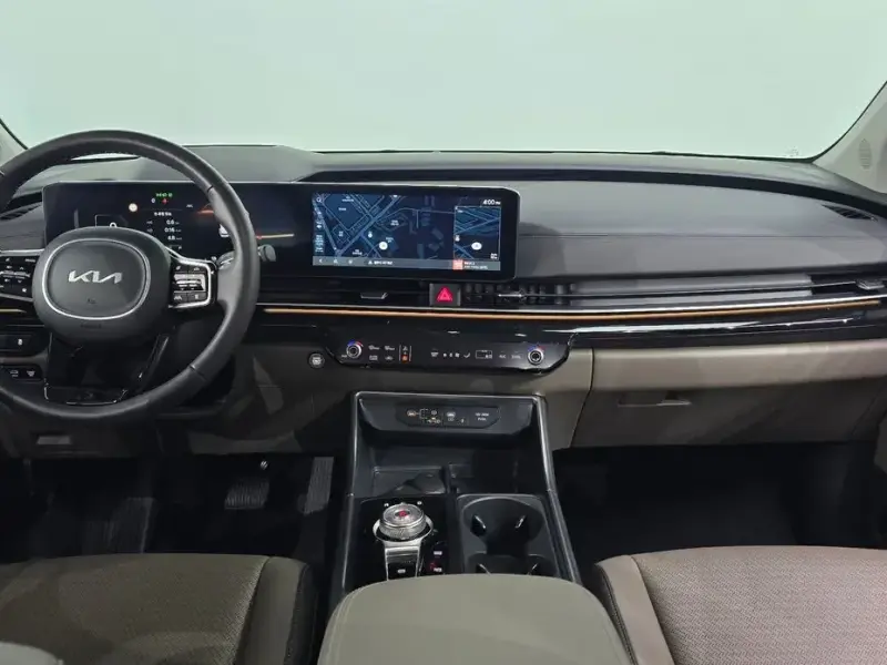 2024 Kia Carnival с пробегом 31 183 км