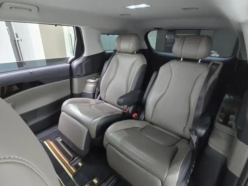 2024 Kia Carnival с пробегом 31 183 км