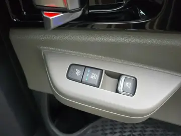 2024 Kia Carnival с пробегом 31 183 км
