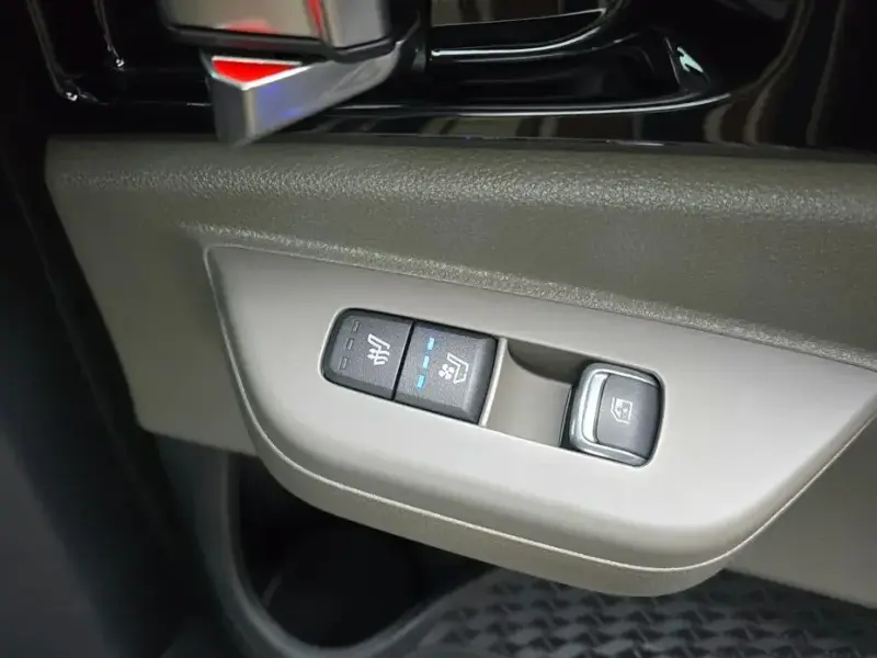 2024 Kia Carnival с пробегом 31 183 км
