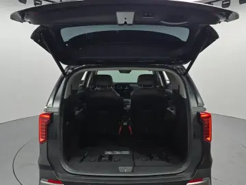 2024 Kia Carnival с пробегом 31 183 км