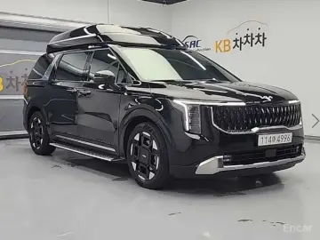 2025 Kia Carnival с пробегом 9 983 км