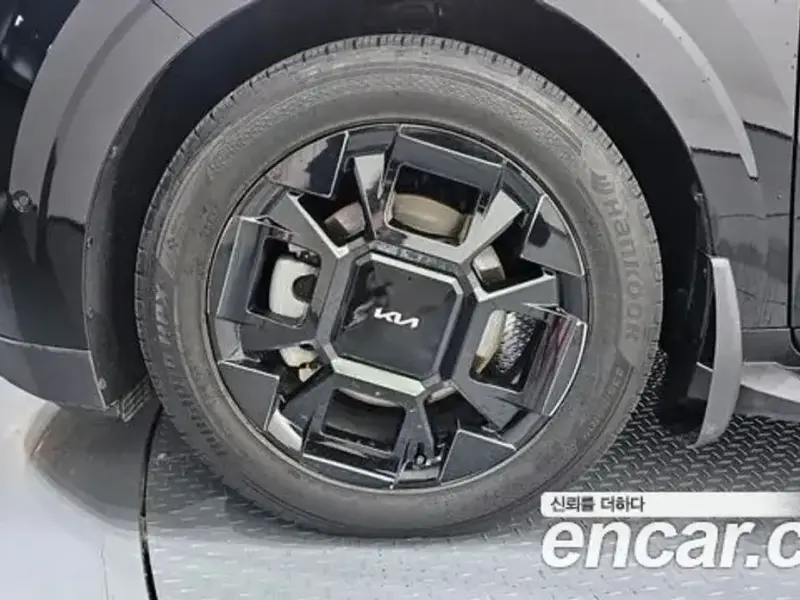 2024 Kia Carnival с пробегом 26 908 км