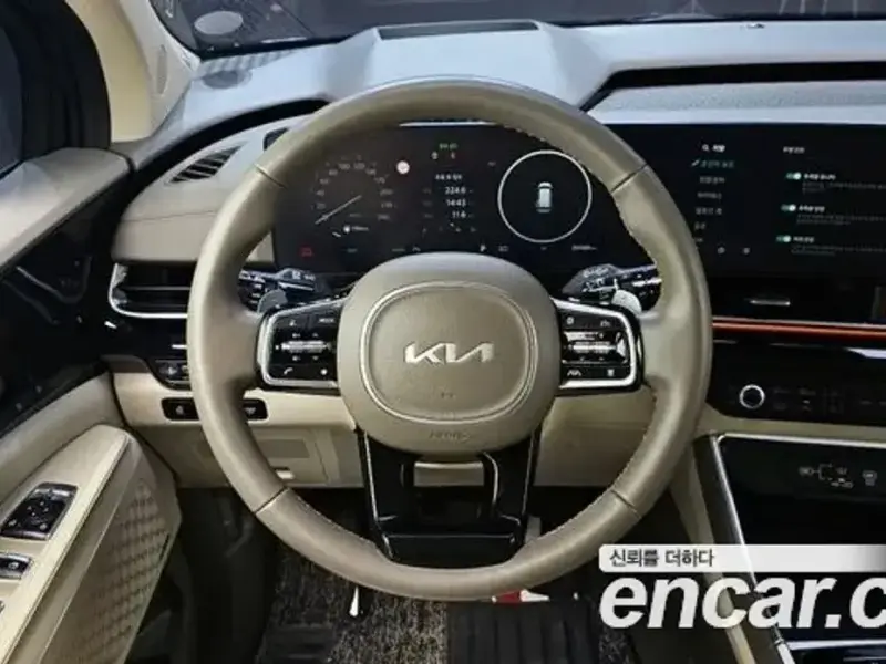 2024 Kia Carnival с пробегом 26 908 км