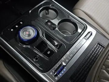 2025 Kia Carnival с пробегом 28 961 км