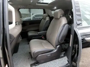 2024 Kia Carnival с пробегом 33 874 км