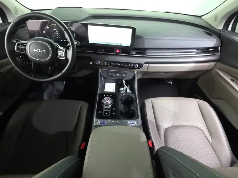 2024 Kia Carnival с пробегом 19 474 км