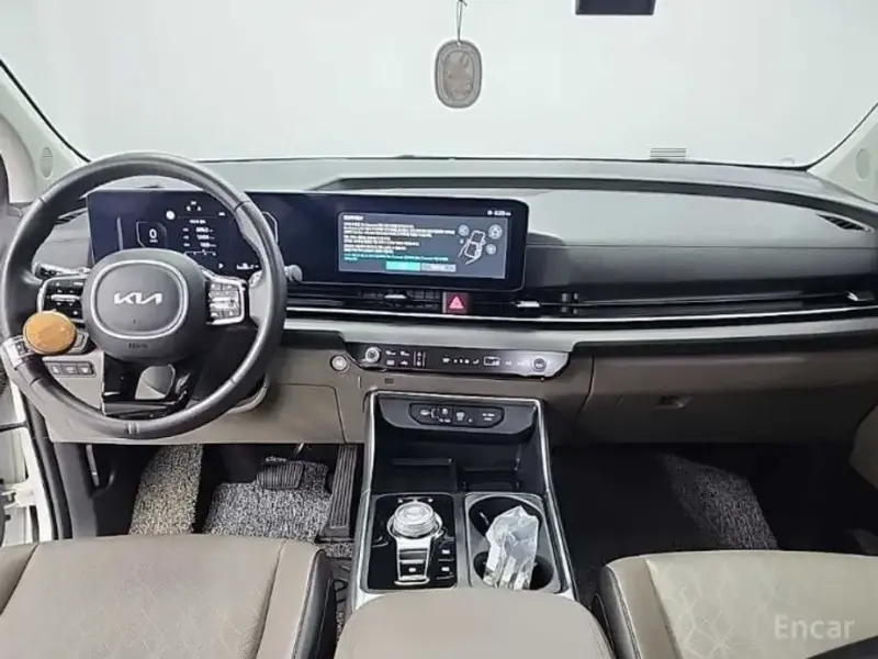 2024 Kia Carnival с пробегом 43 311 км
