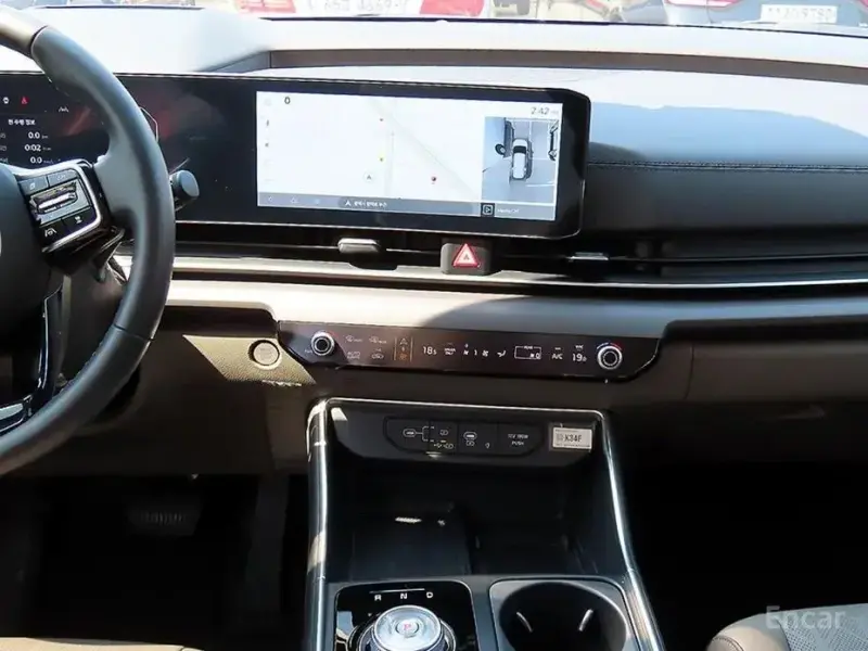 2024 Kia Carnival с пробегом 22 527 км