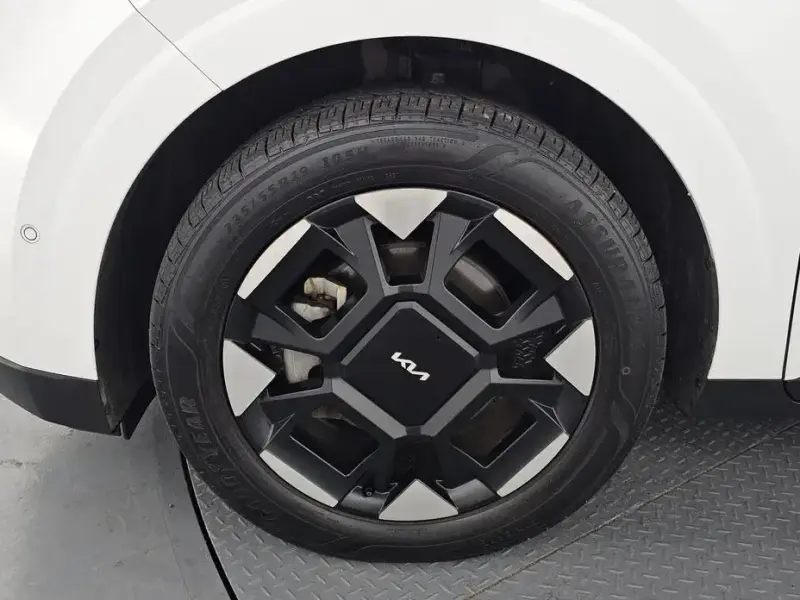 2024 Kia Carnival с пробегом 53 082 км