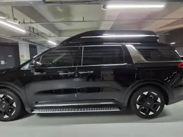 2024 Kia Carnival с пробегом 11 826 км
