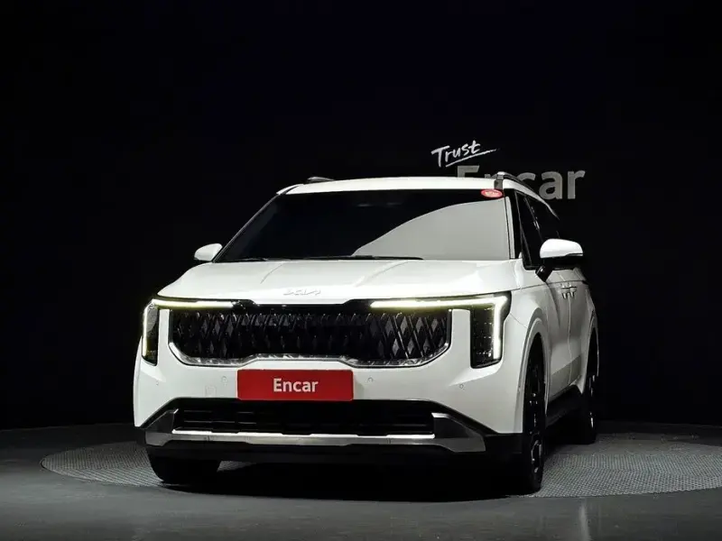2024 Kia Carnival с пробегом 36 031 км