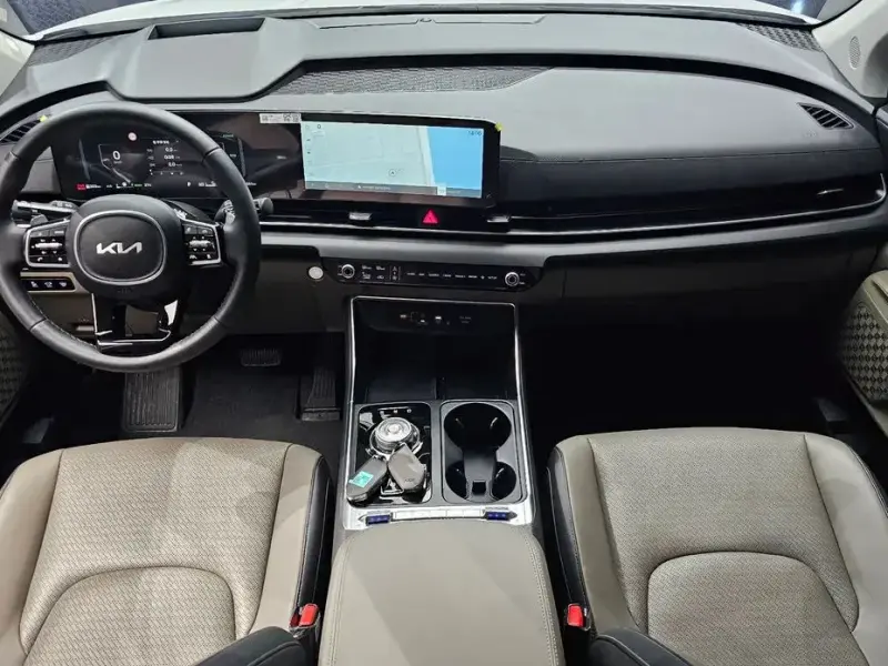 2024 Kia Carnival с пробегом 36 031 км
