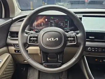2024 Kia Carnival с пробегом 36 031 км