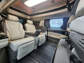 2024 Kia Carnival с пробегом 18 915 км
