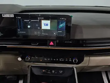 2025 Kia Carnival с пробегом 2 478 км