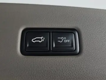 2025 Kia Carnival с пробегом 2 478 км
