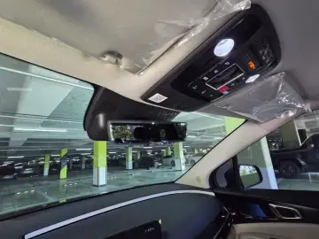 2024 Kia Carnival с пробегом 6 010 км