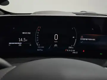 2024 Cadillac XT4 с пробегом 6 177 км
