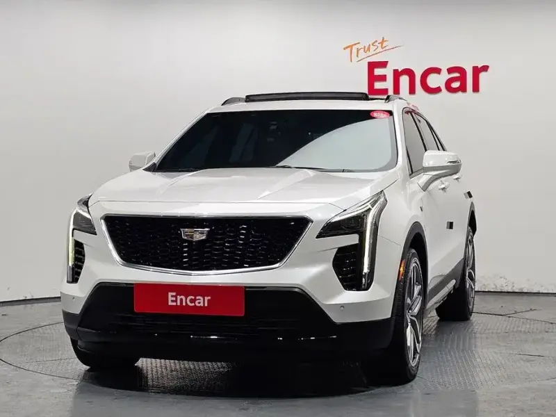 2022 Cadillac XT4 с пробегом 40 948 км