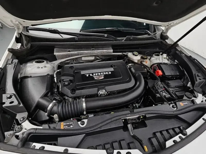 2022 Cadillac XT4 с пробегом 40 948 км