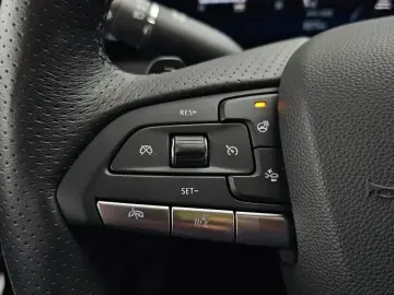 2024 Cadillac XT4 с пробегом 6 177 км