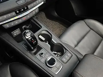 2022 Cadillac XT4 с пробегом 40 948 км