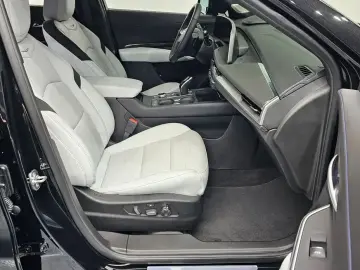2024 Cadillac XT4 с пробегом 6 177 км