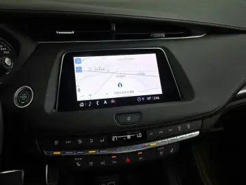2023 Cadillac XT4 с пробегом 14 290 км