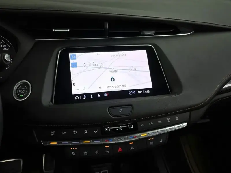 2023 Cadillac XT4 с пробегом 14 290 км
